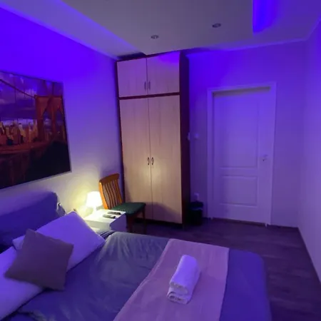 Balcony סגד